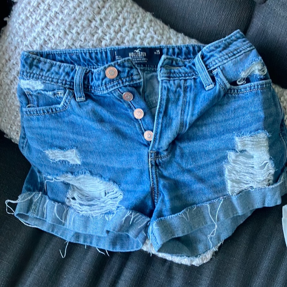 Mom short 3"